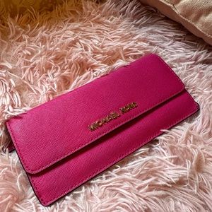 Micheal Kors Hot Pink Wallet